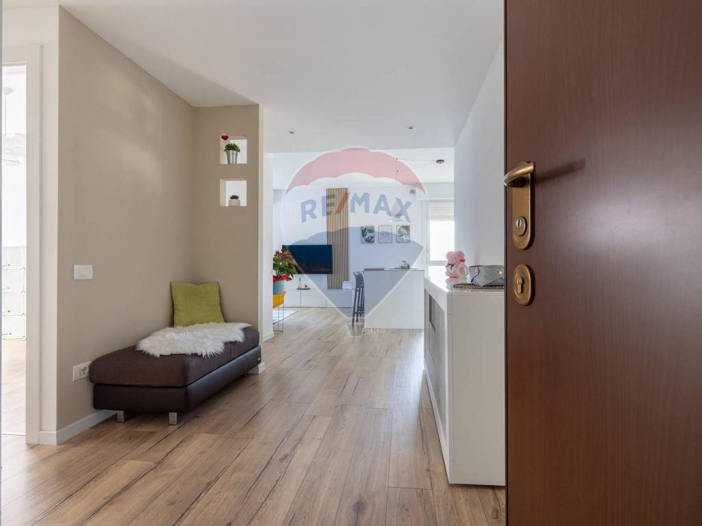 Appartamento a Gallarate in VIA ERCOLE FERRARIO, 30 - Foto 3