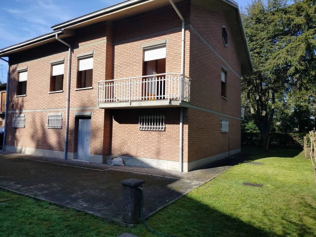 Villa a Reggio emilia in Via Corrado Alvaro, 19 - Foto 3
