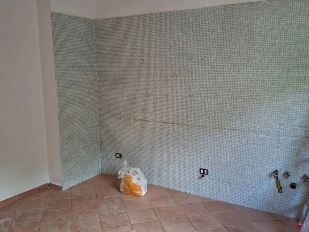 Appartamento a Baronissi in Via Gioacchino Rossini S.N.C. - Foto 3