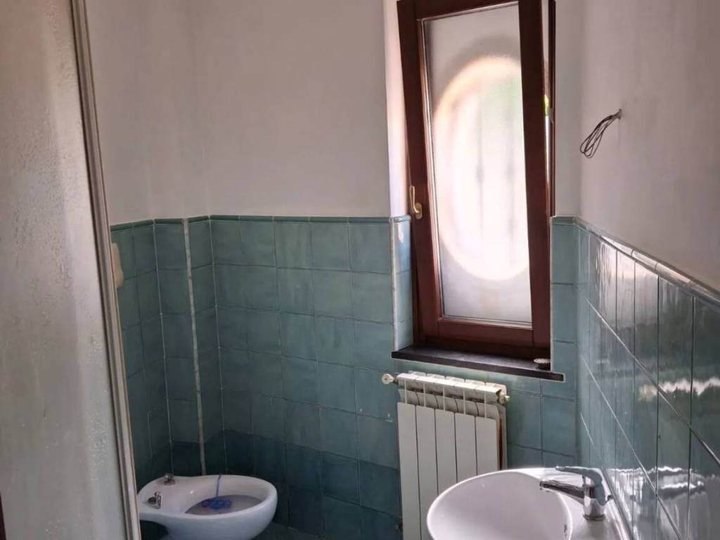 Appartamento a Baronissi in Via Gioacchino Rossini S.N.C. - Foto 4