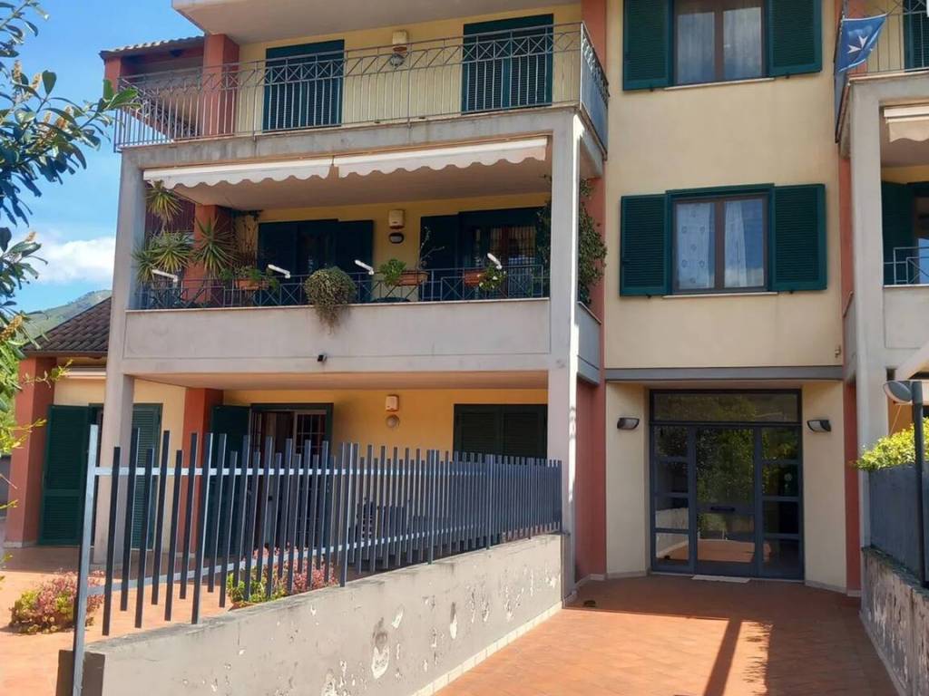 Appartamento a Baronissi in Via Giacomo Puccini S.N.C. - Foto 2