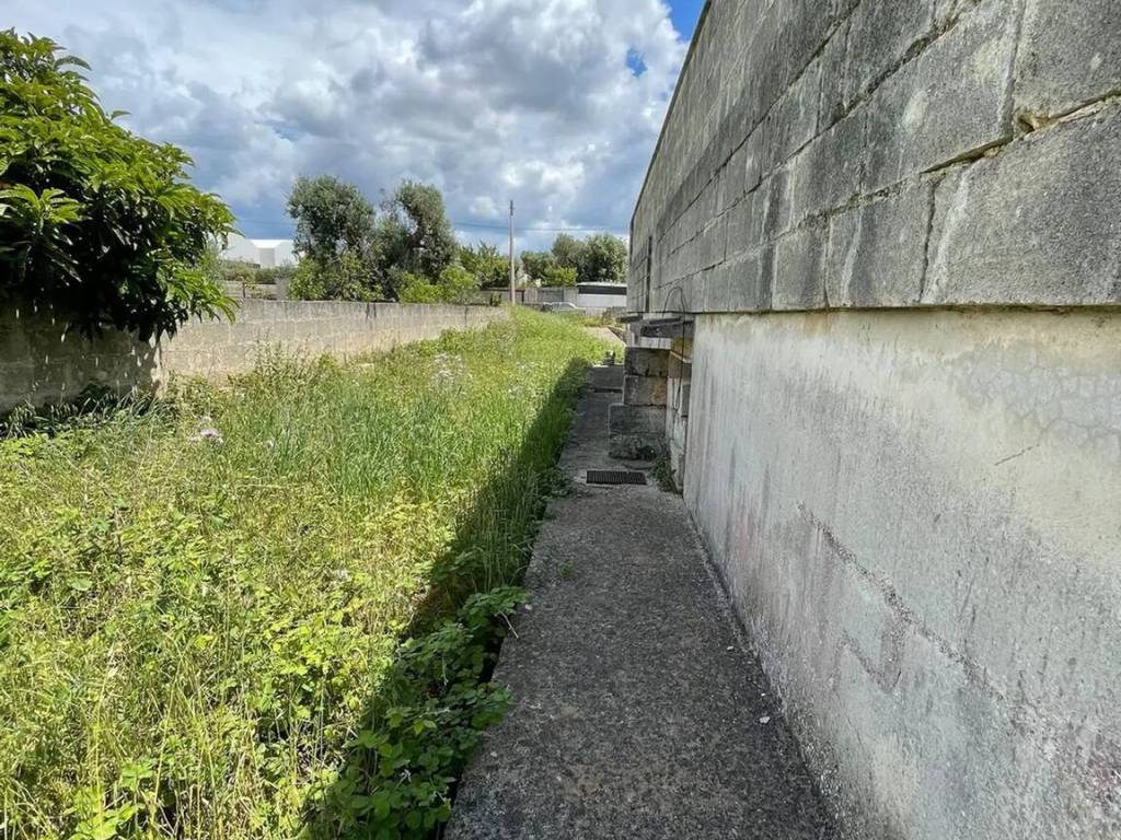 Villa a Carovigno in Strada Provinciale 34 S.N.C. - Foto 3