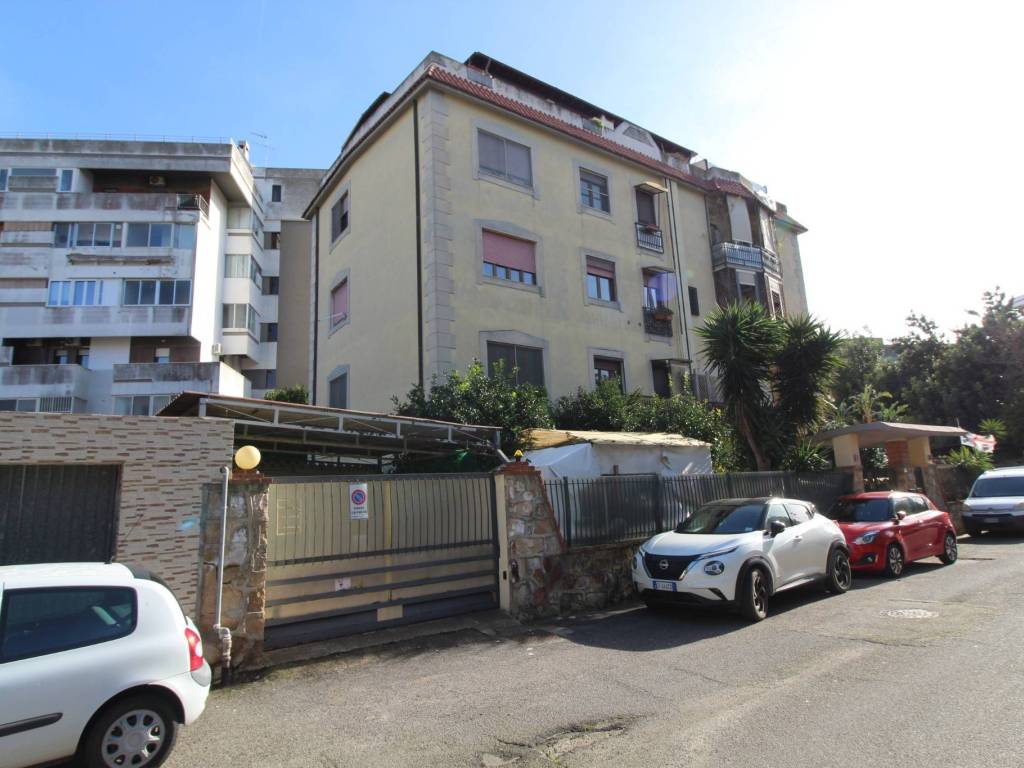 Appartamento a Cagliari in Via L'Aja - Foto 2