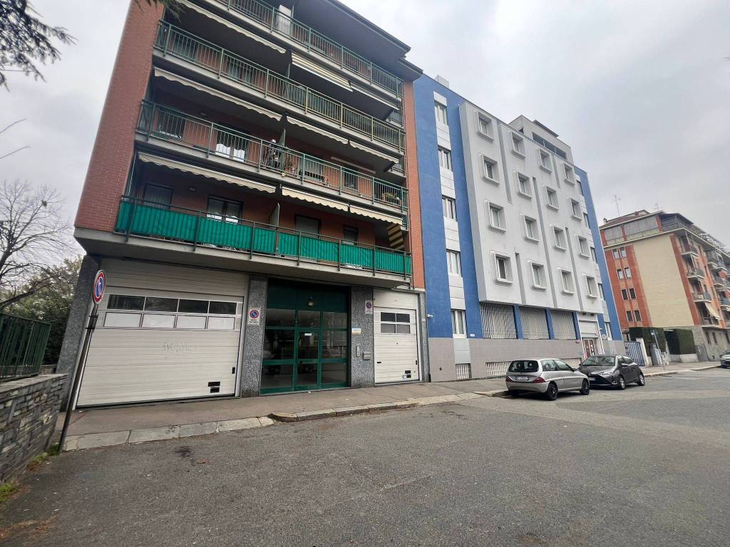 Immobile a Torino in Via Giovan Battista e Felice Biscarra - Foto 2
