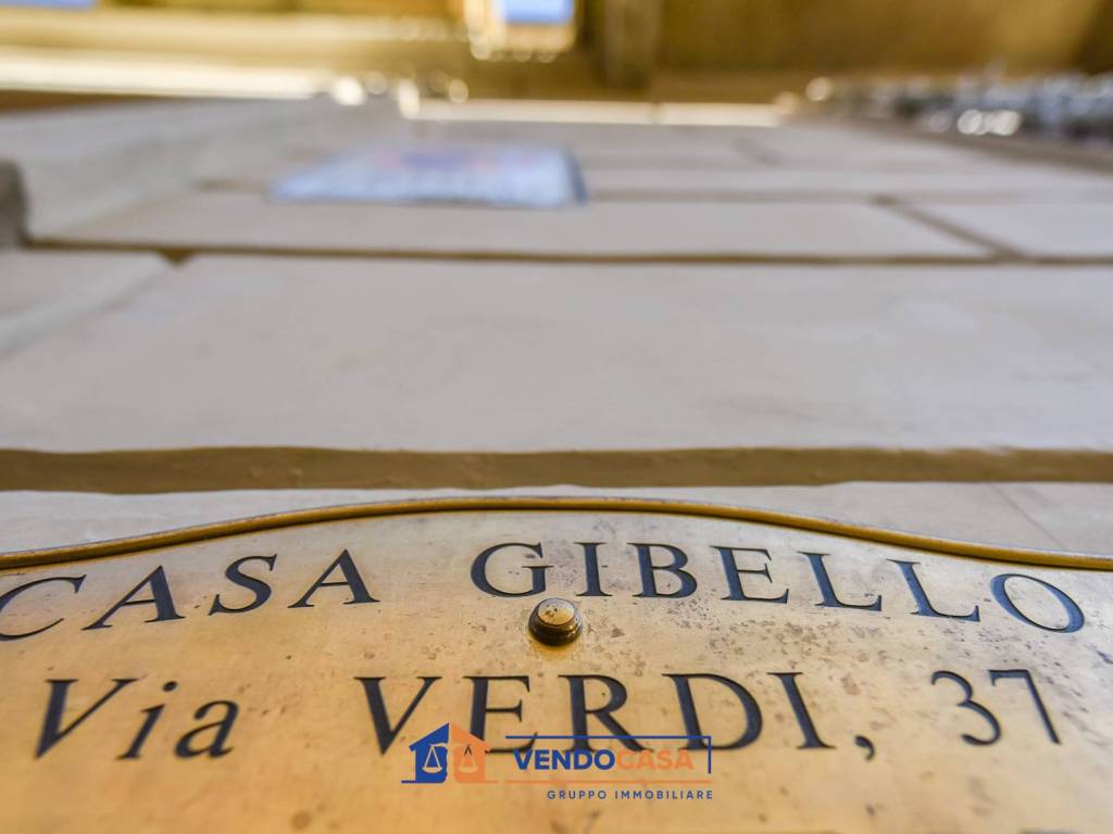 Appartamento a Torino in Via Giuseppe Verdi, 37 - Foto 2