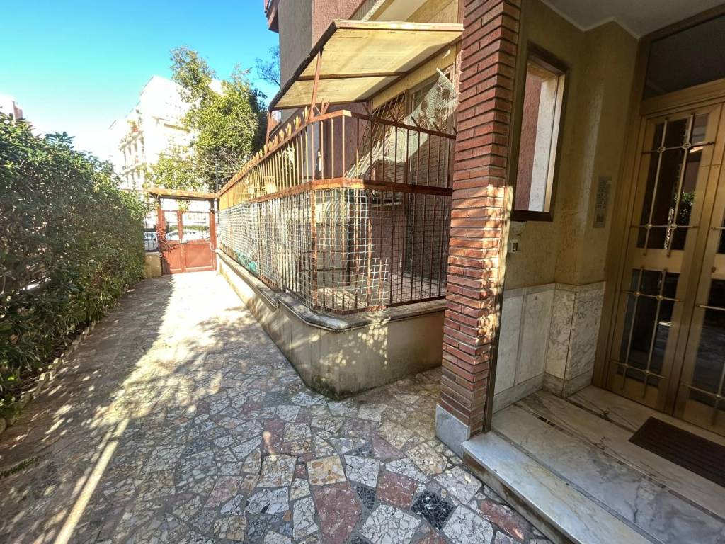 Appartamento a Roma in Viale del Lido - Foto 5
