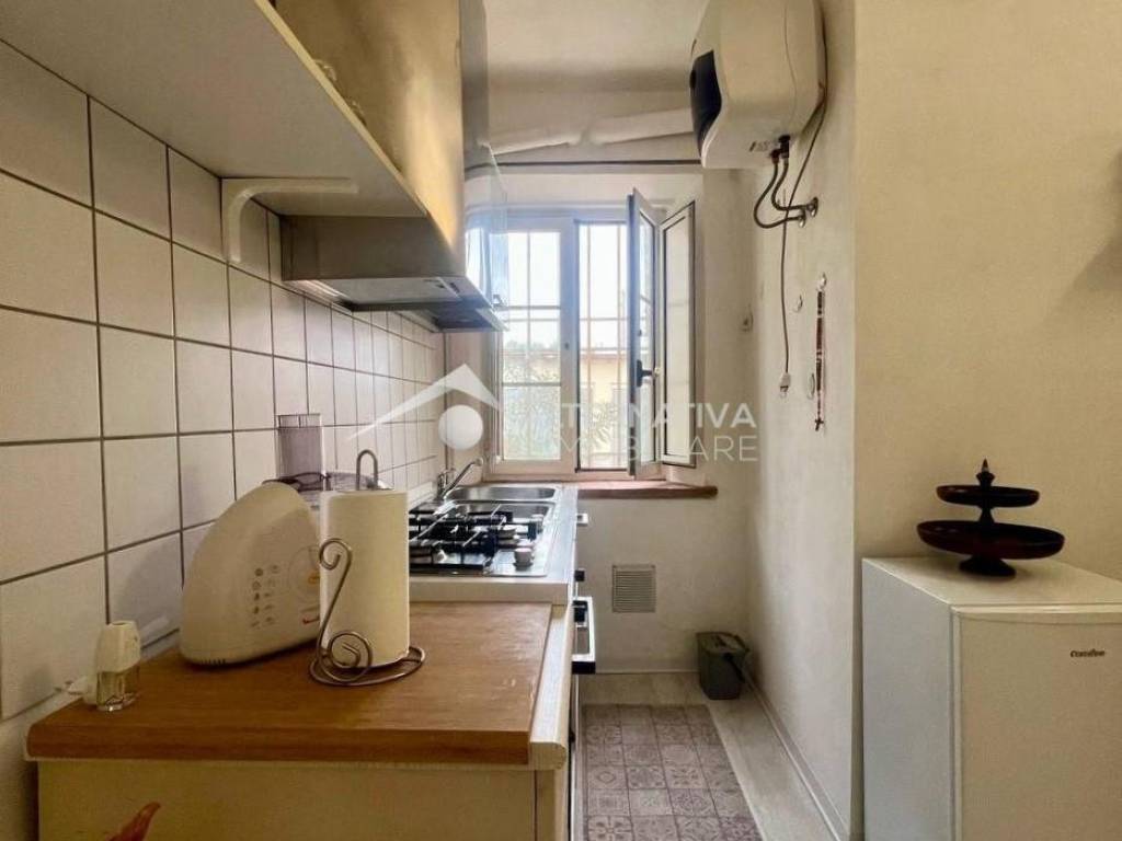 Appartamento a Lucca in Via Vecchia di Nozzano - Foto 4