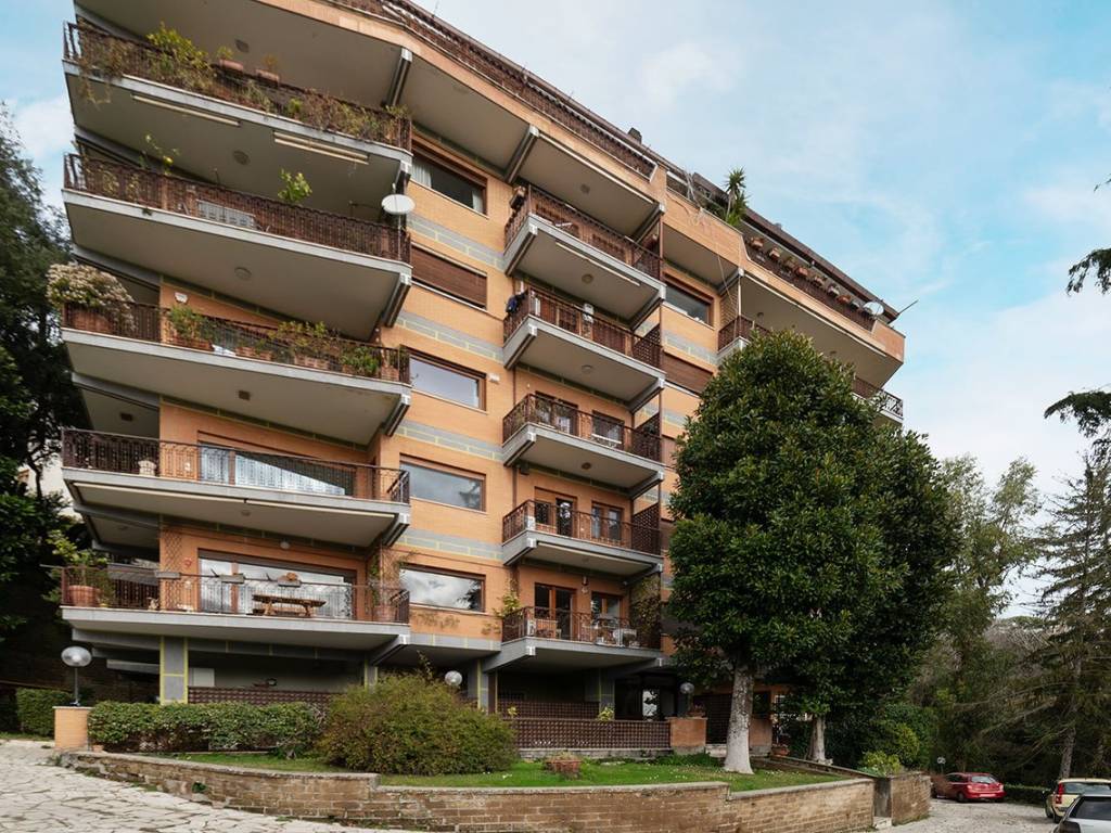 Appartamento a Roma in Via Quadroni, 41 - Foto 4