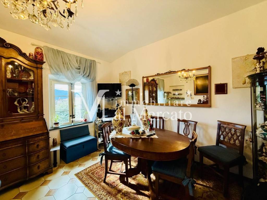 Appartamento a Lucca in Via delle Pierone, , 207 - Foto 2