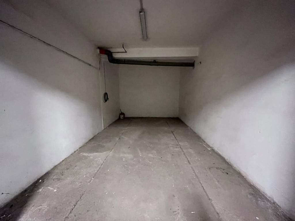 Box / garage a Termoli in Via Duca degli Abruzzi - Foto 2