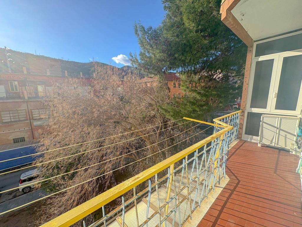 Appartamento a Savona in Via Francesco Crispi - Foto 4