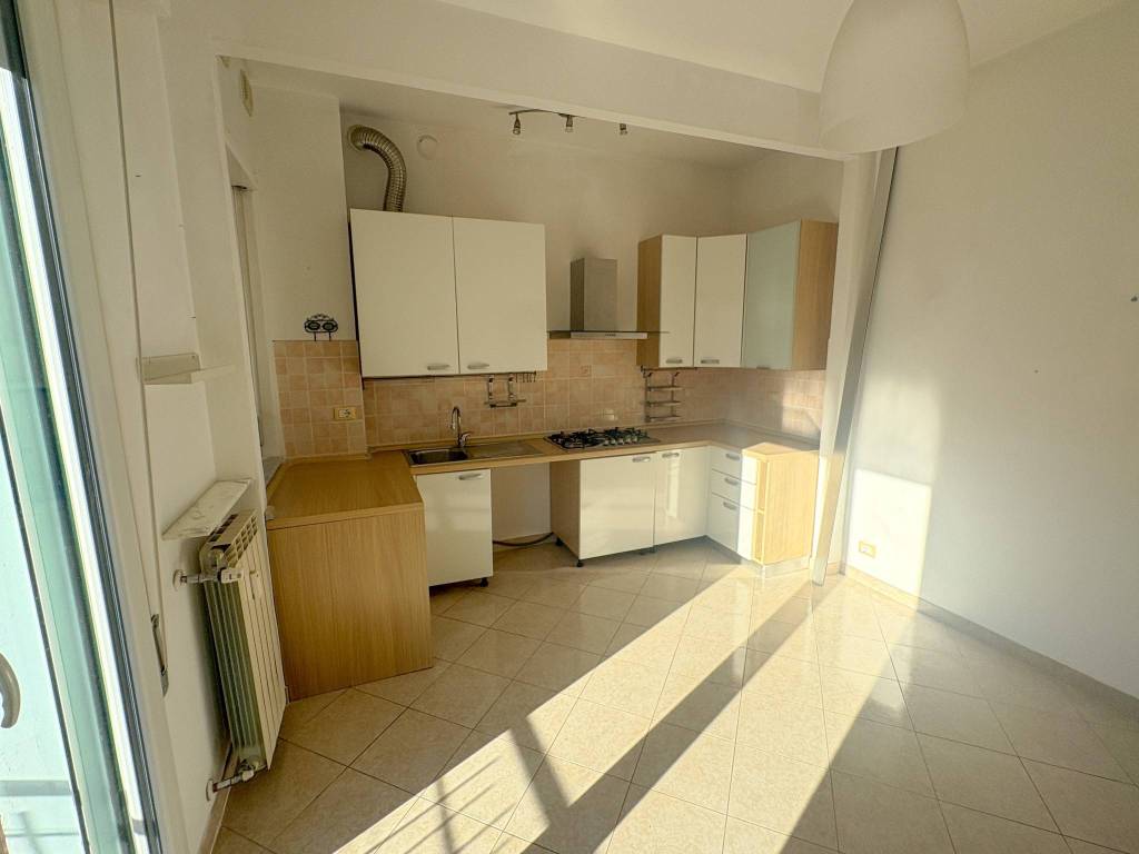 Appartamento a Savona in Via Francesco Crispi - Foto 5
