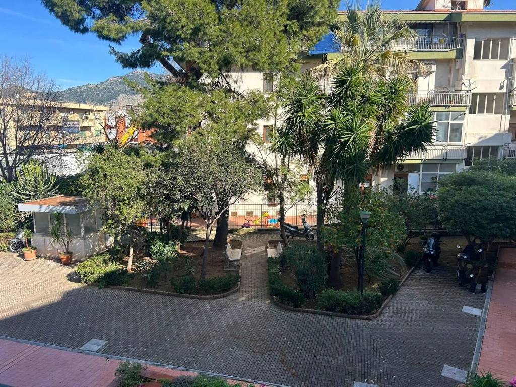 Appartamento a Palermo in Viale Michelangelo No Number - Foto 2