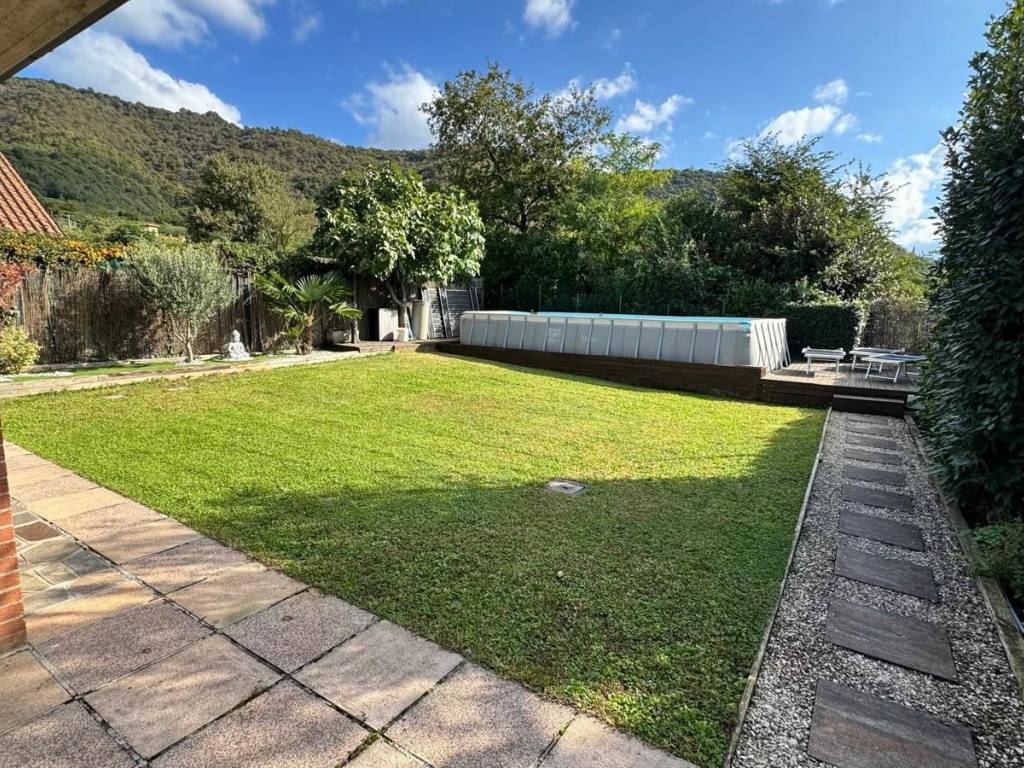 Villa a Gussago in Via Achille Cadeo - Foto 2
