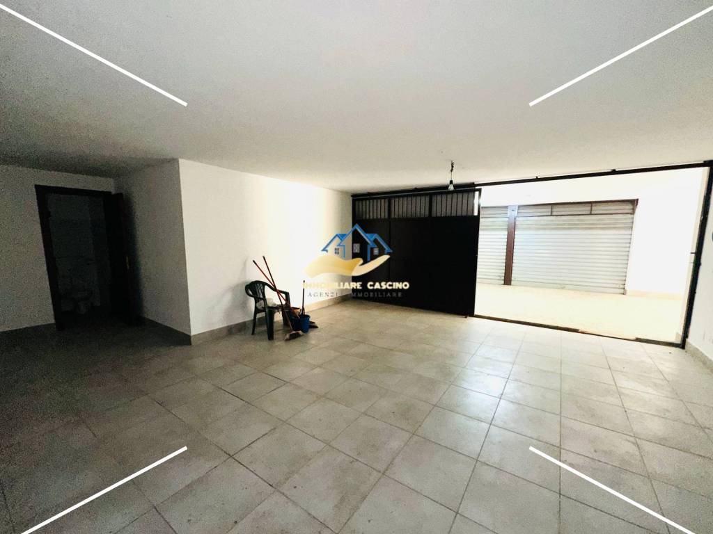 Box / garage a Casteldaccia in Via Pietro Nenni, 59 - Foto 3