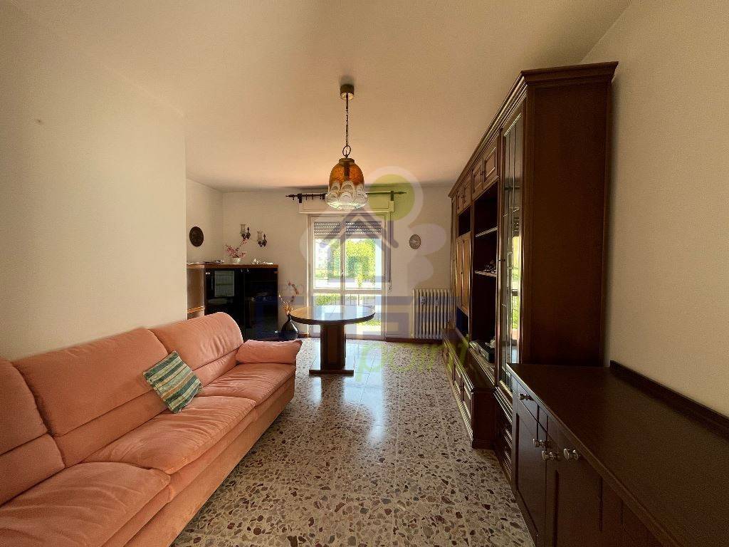 Appartamento a Laveno-mombello in VIA PROFESSOR MONTEGGIA 7 - Foto 4