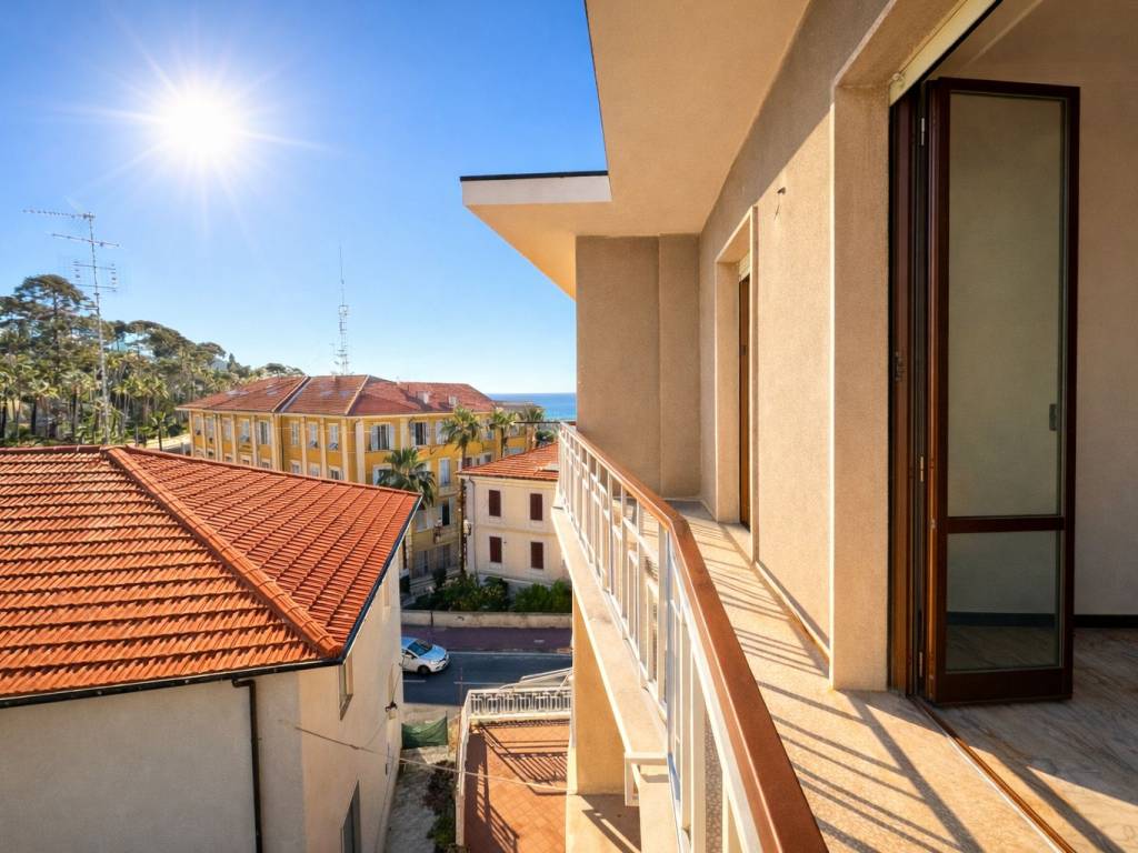 Appartamento a Imperia in Viale Giacomo Matteotti, 115 - Foto 3