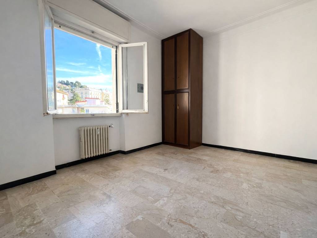 Appartamento a Imperia in Viale Giacomo Matteotti, 115 - Foto 5