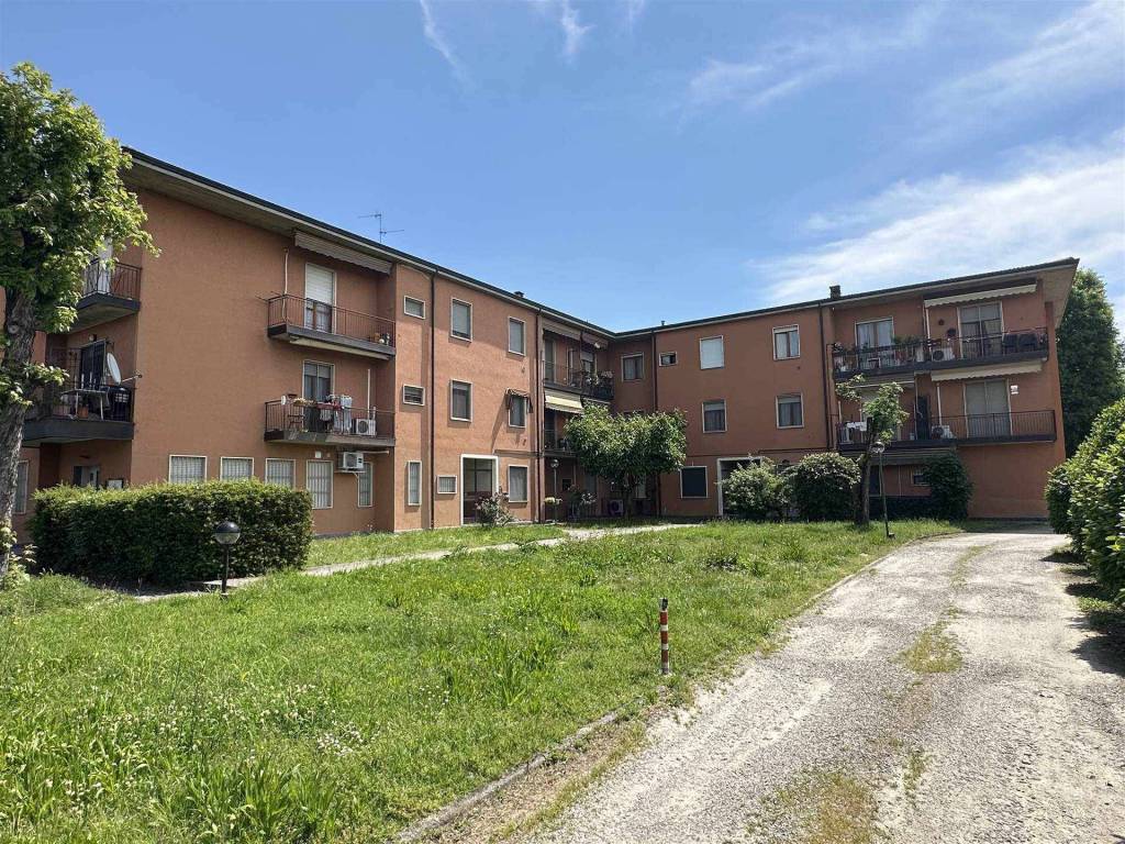 Appartamento a Valera fratta in Via Vittorio Emanuele II - Foto 2