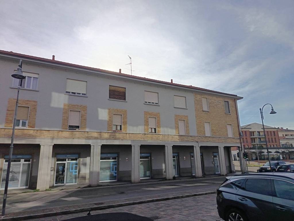 Appartamento a Busto garolfo in Via Alessandro Manzoni - Foto 2