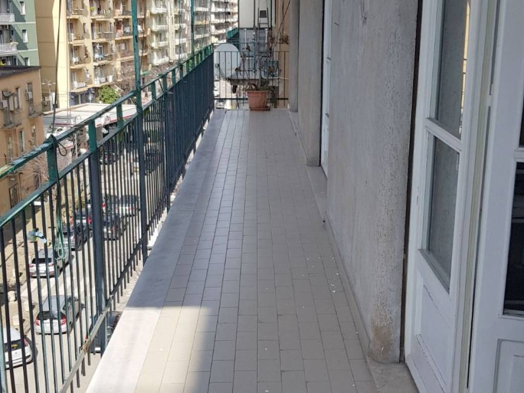 Appartamento a Salerno in Via Ernesto Farina, 4 - Foto 2