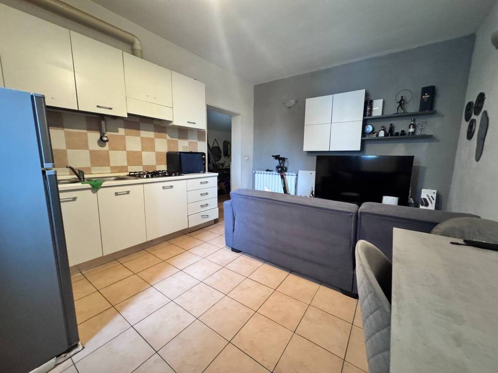 Appartamento a Lendinara in Via del Santuario, 3 - Foto 2