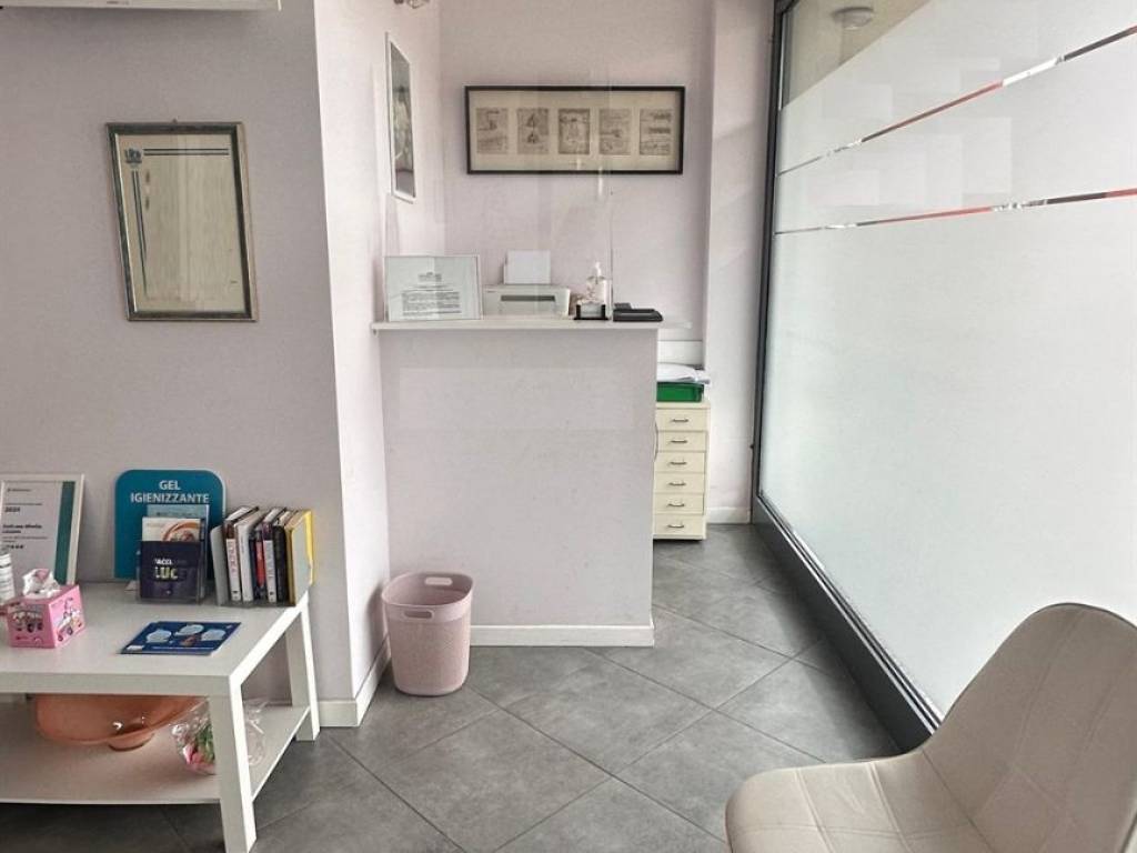 Immobile a Caronno pertusella - Foto 4