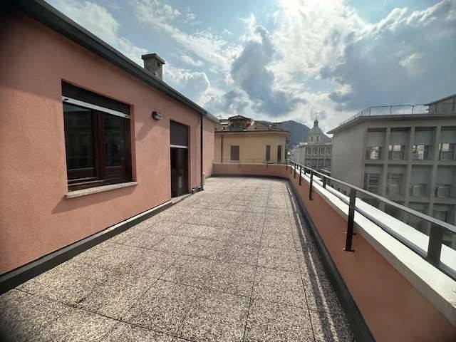 Appartamento a Como in Via Lega Insurrezionale, 3 - Foto 2