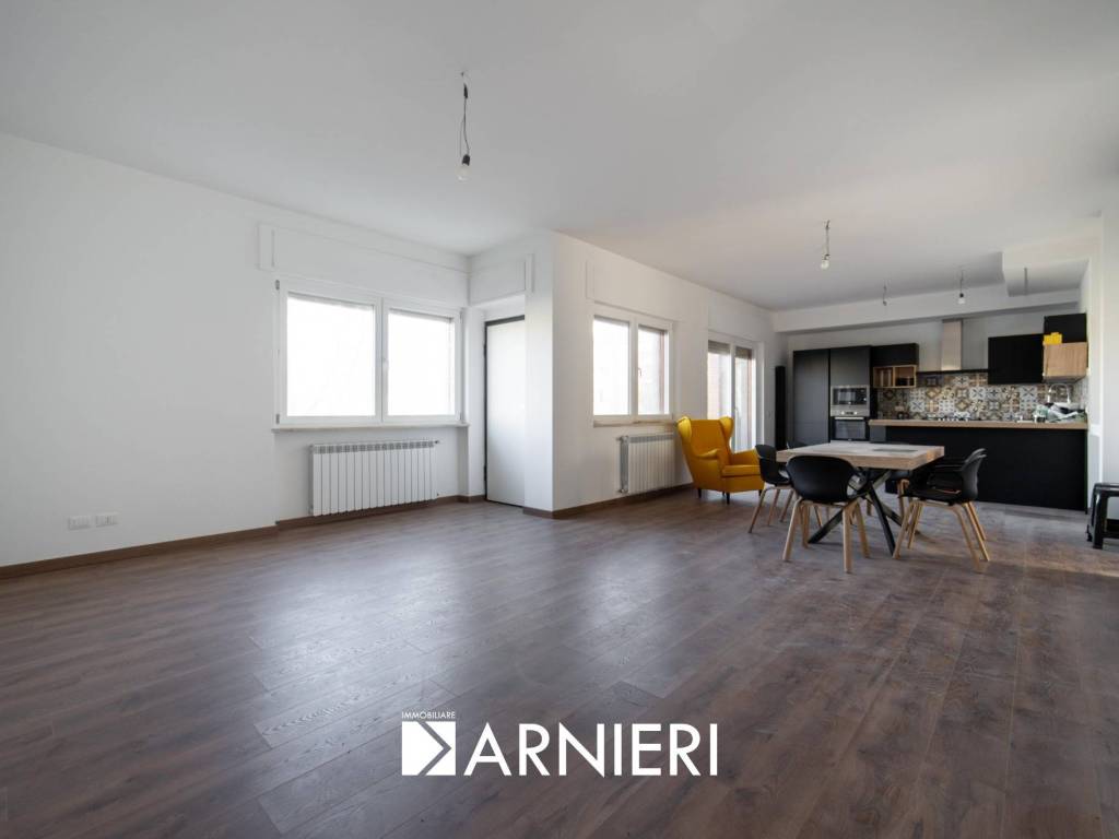 Appartamento a Latina in Via Giotto, 12 - Foto 2