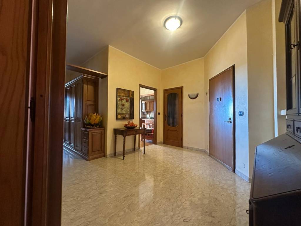 Appartamento a Moncalieri in Via Carlo Collodi - Foto 2