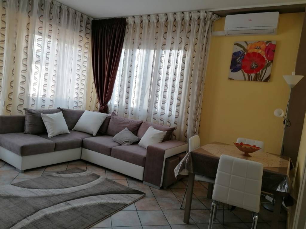 Palazzo / stabile a Bagheria in Via Caronia - Foto 3