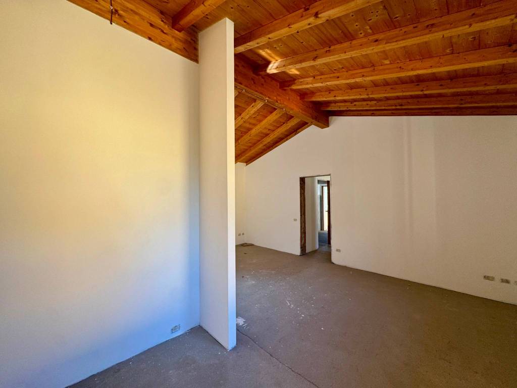 Appartamento a Castelvetro piacentino in Via Pomello - Foto 5