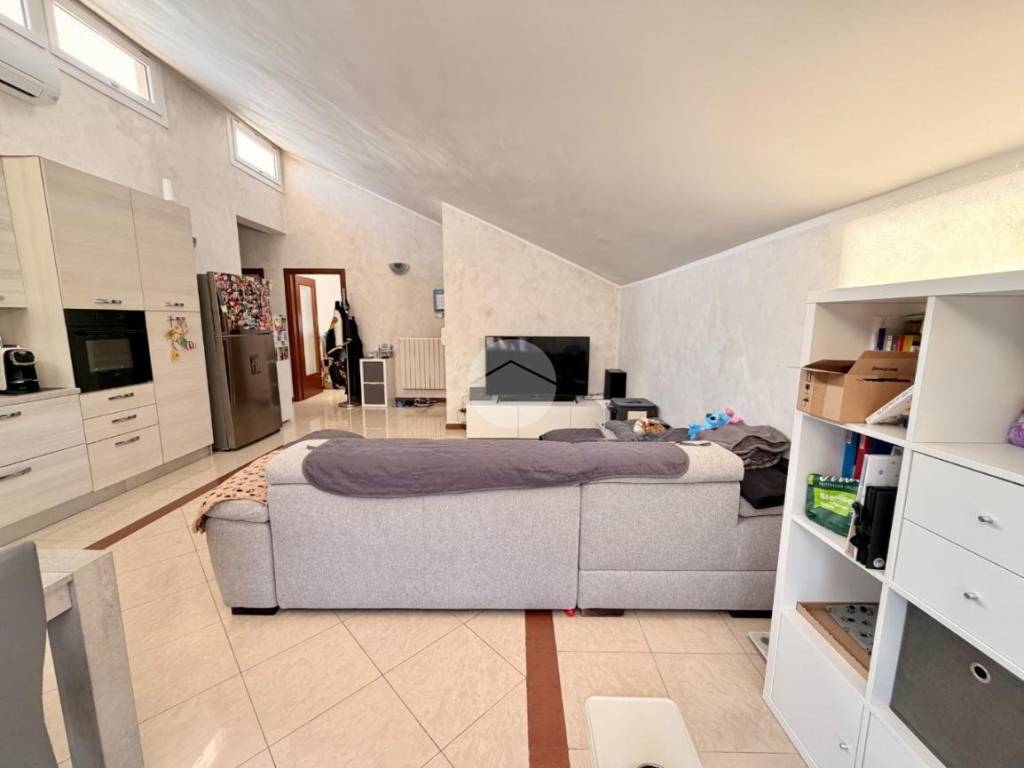 Appartamento a Torino in Via Pianezza, 389 - Foto 4