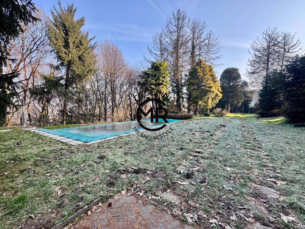 Villa a Carate brianza in Via Moncucco - Foto 3