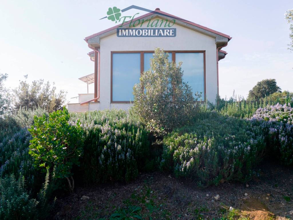 Rustico / casale a Montalto di castro in Strada dell'Abbadia - Foto 2