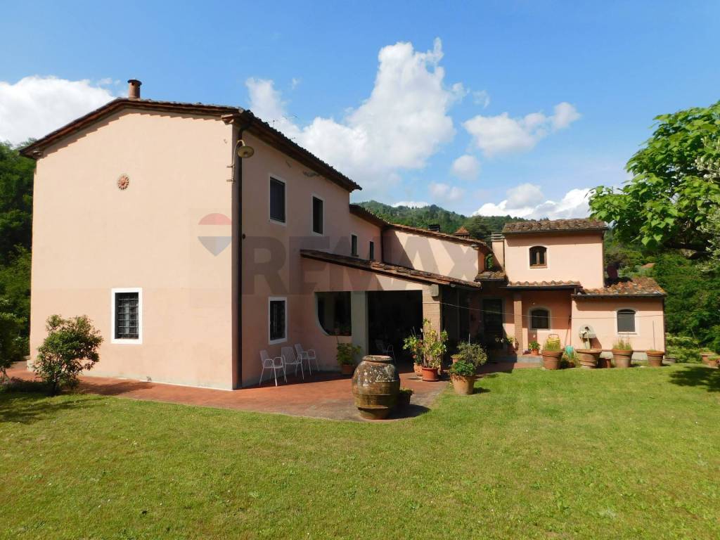 Villa a Marliana - Foto 2