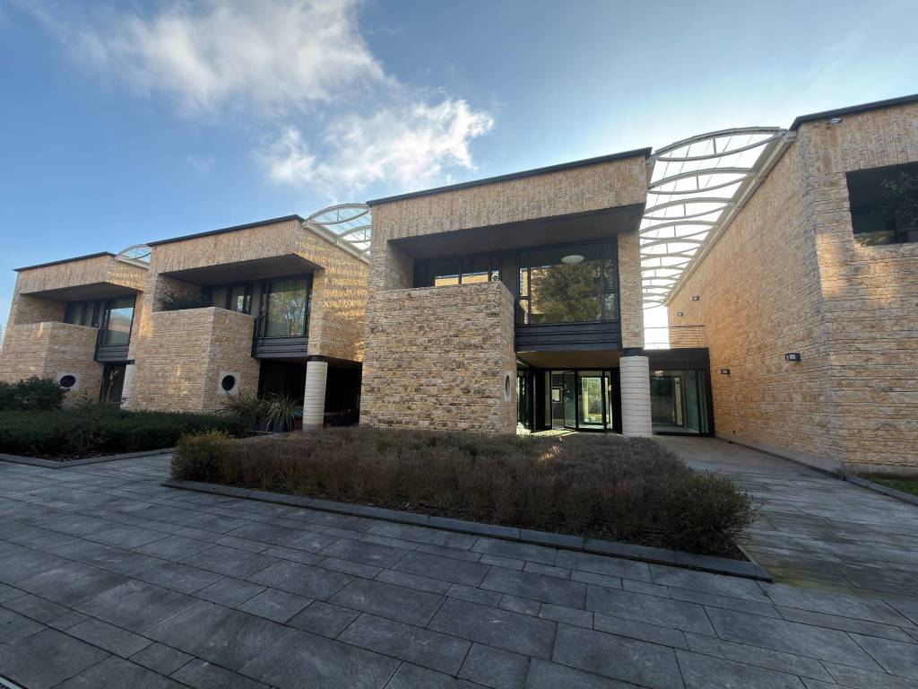 Villa a Merate in Via Salvador Allende, 18 - Foto 2