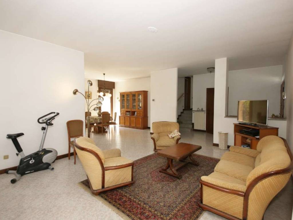 Villa a Solbiate olona in via Alessandro Manzoni - Foto 5