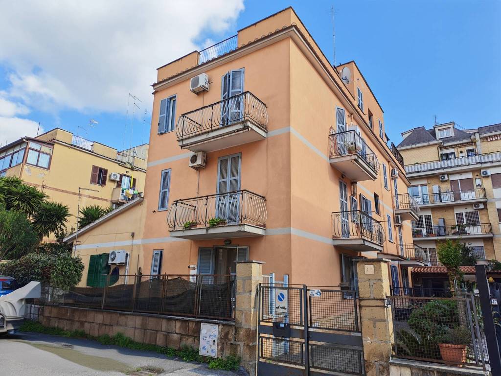Appartamento a Roma in Via Attaliana - Foto 2