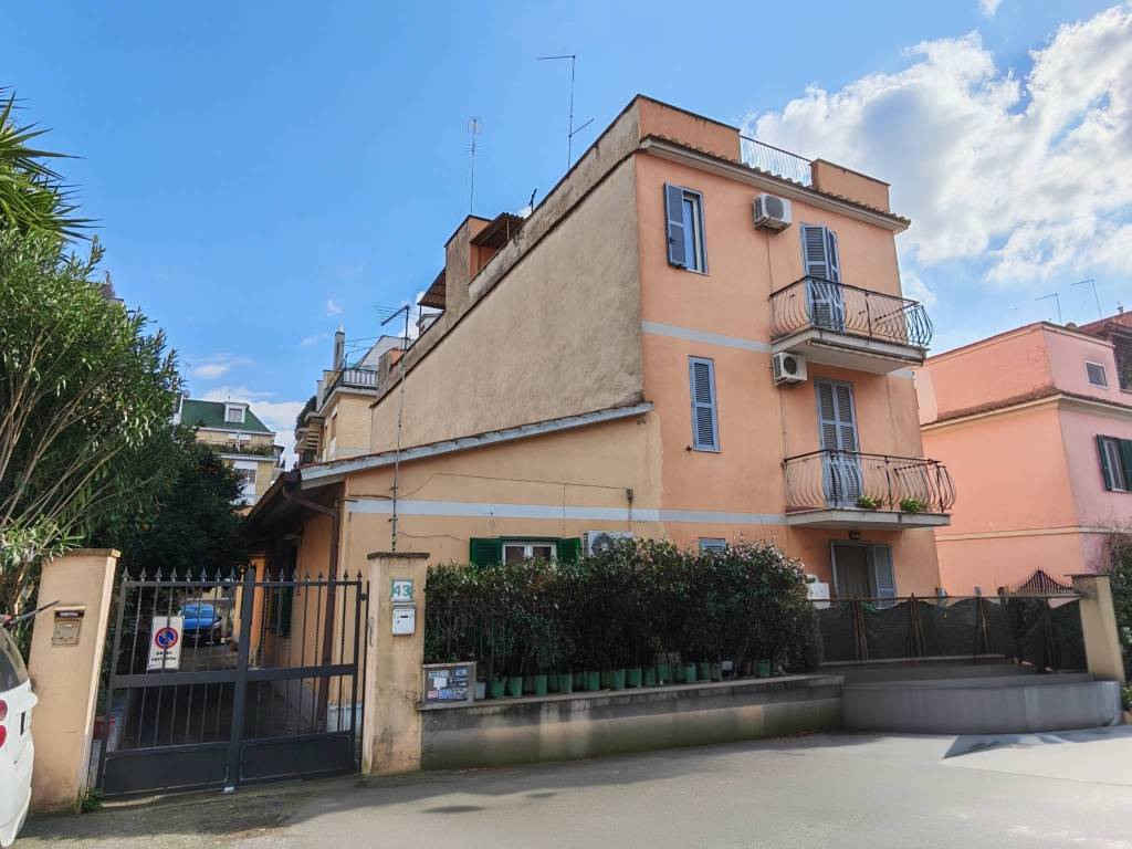 Appartamento a Roma in Via Attaliana - Foto 3