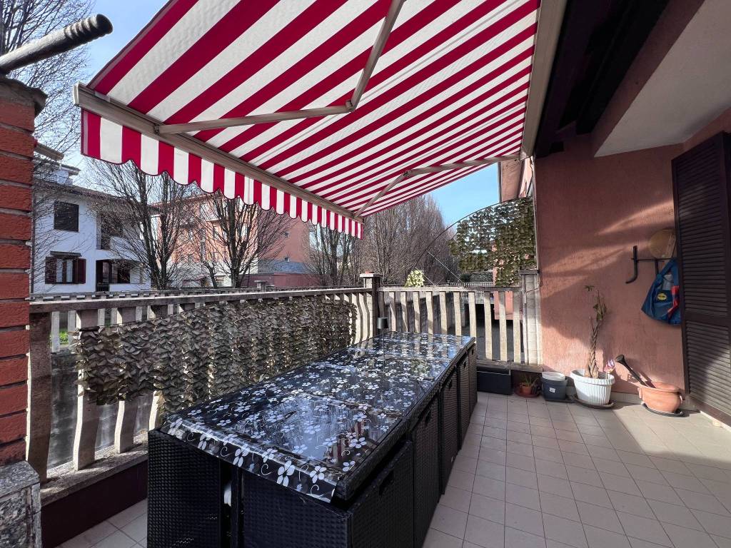 Villetta a schiera a Garbagnate milanese in Via Firenze, 22 - Foto 3