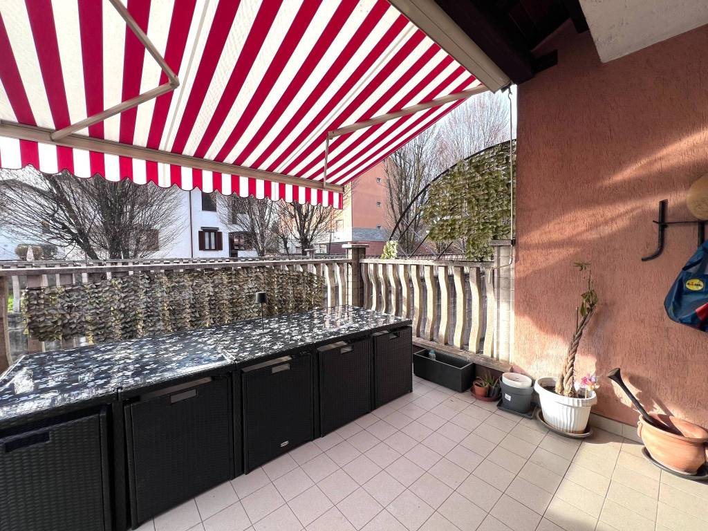 Villetta a schiera a Garbagnate milanese in Via Firenze, 22 - Foto 4