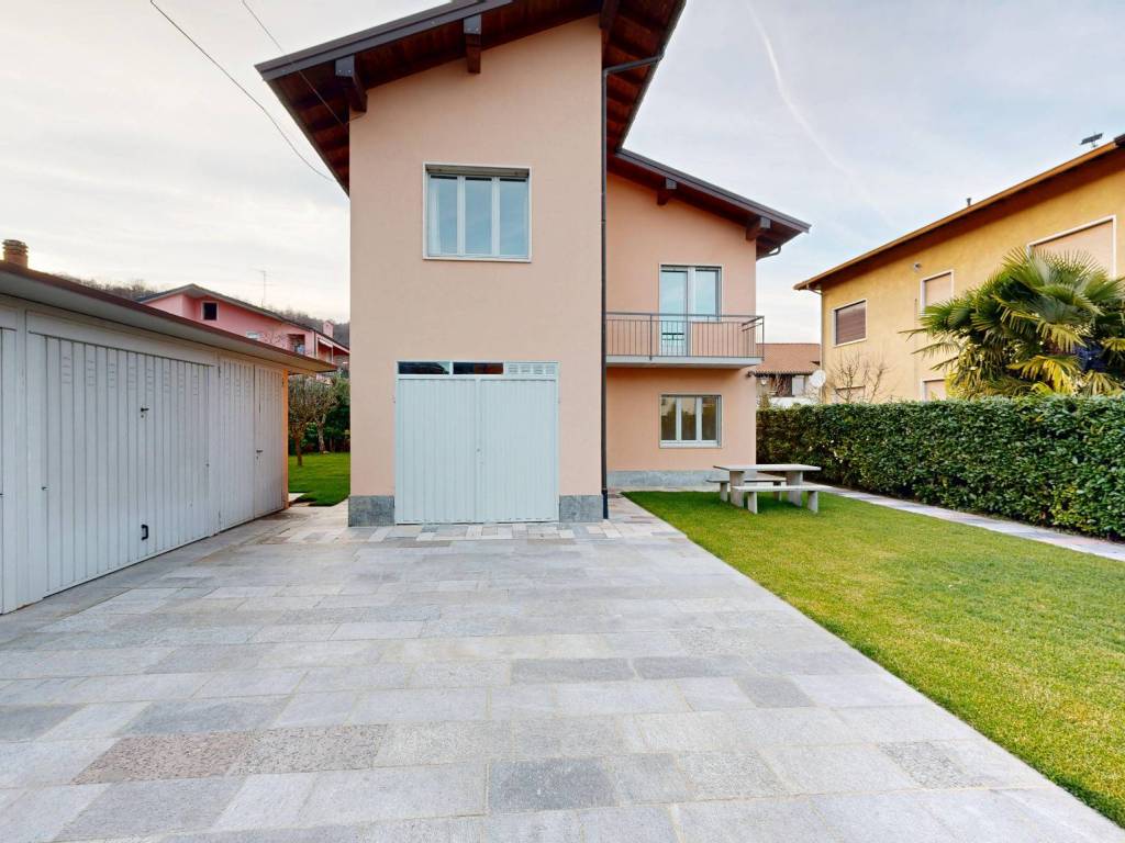 Villa a Lavena ponte tresa in Via Bona, 8 - Foto 5