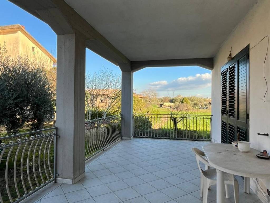 Villa a Benevento in Contrada Pantano - Foto 2