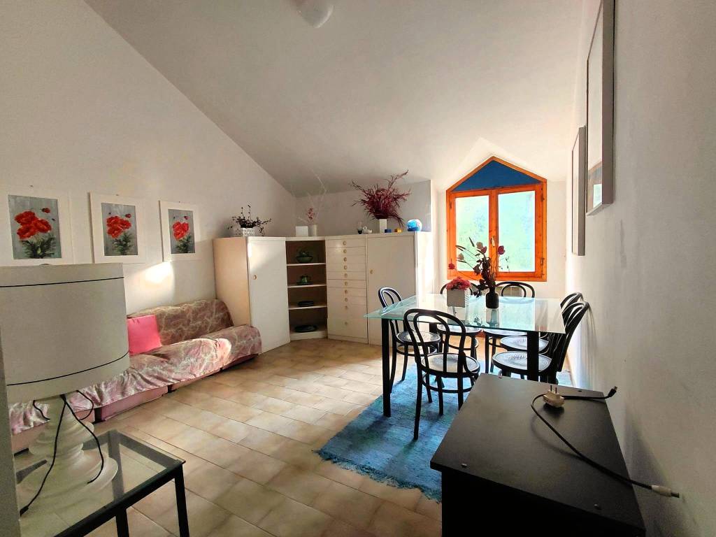 Attico / mansarda a Imperia in Strada Poggi - Foto 3