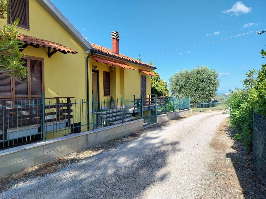 Villa a Castorano - Foto 4