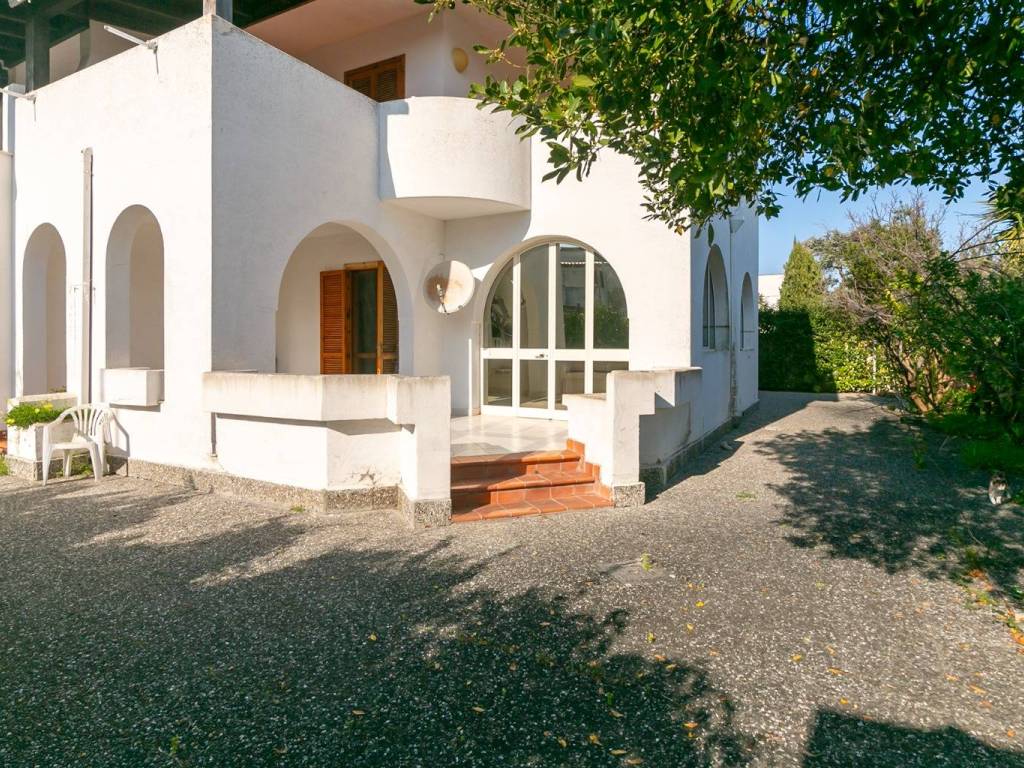 Villa a Lecce in Via Flavio Gioia, 11 - Foto 2
