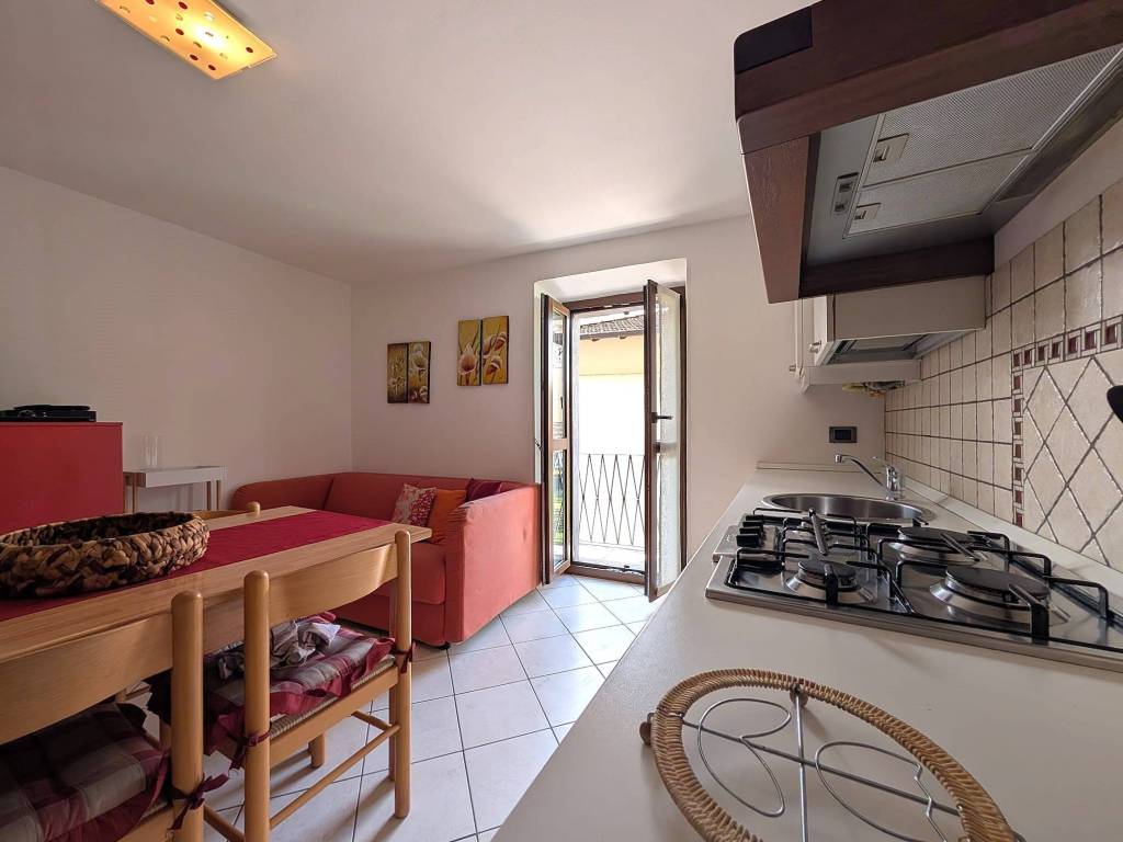 Appartamento a Maccagno con pino e veddasca in Via Francesco Baroggi, 7 - Foto 4