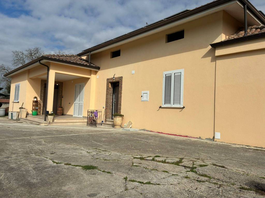 Appartamento a Roccasecca in Via Pantanone - Foto 2