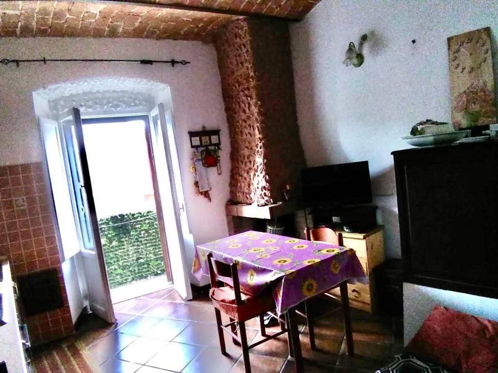 Appartamento a Rocca di mezzo in Via Zuccherini - Foto 4